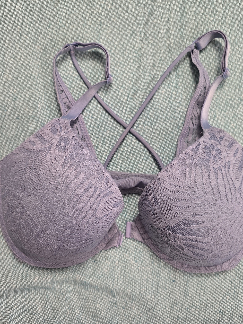 Victoria's Secret Lace Front-Close Push-Up Bra in Light Blue